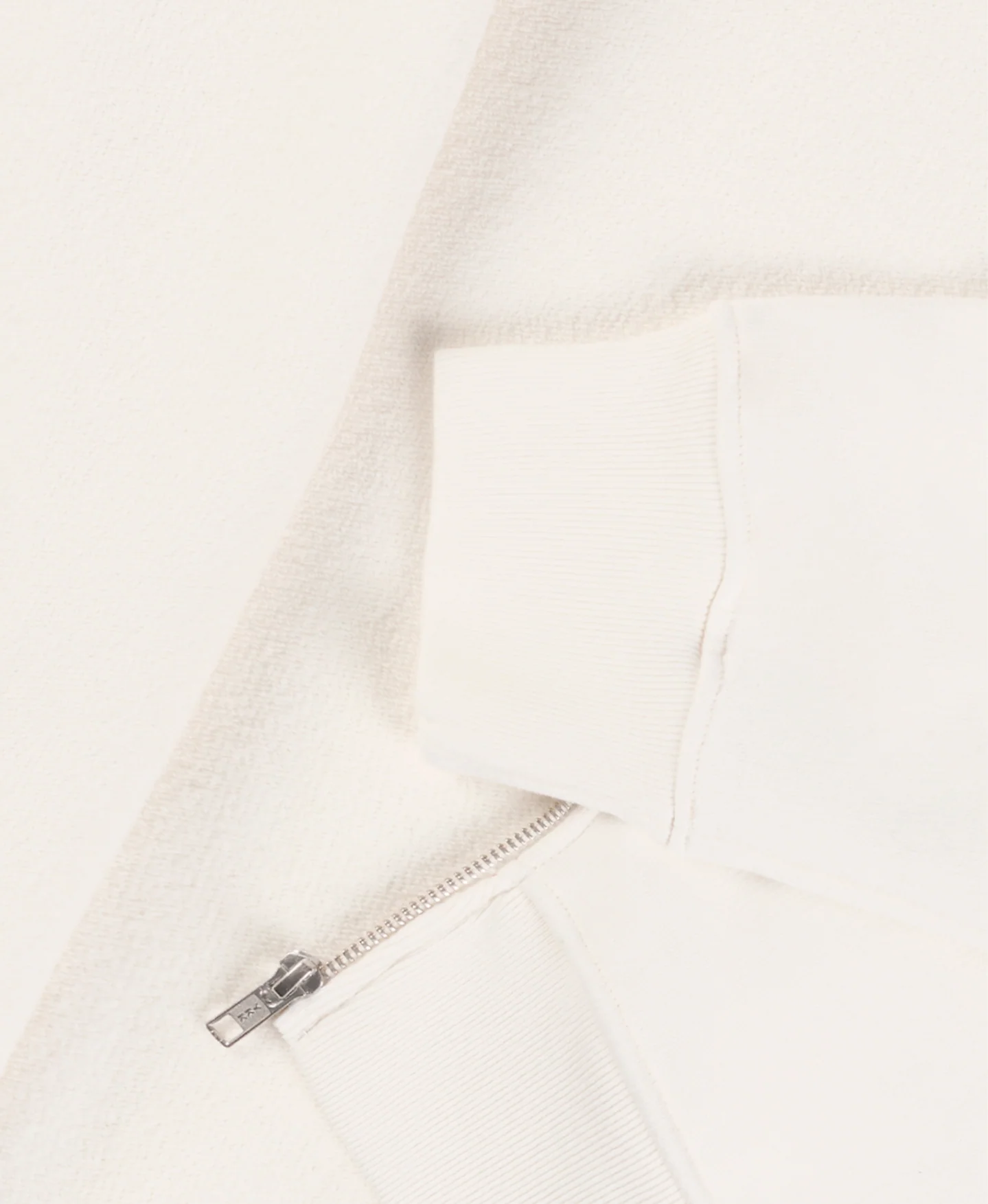 600 GSM 'Bone White' Zipper - Image 4