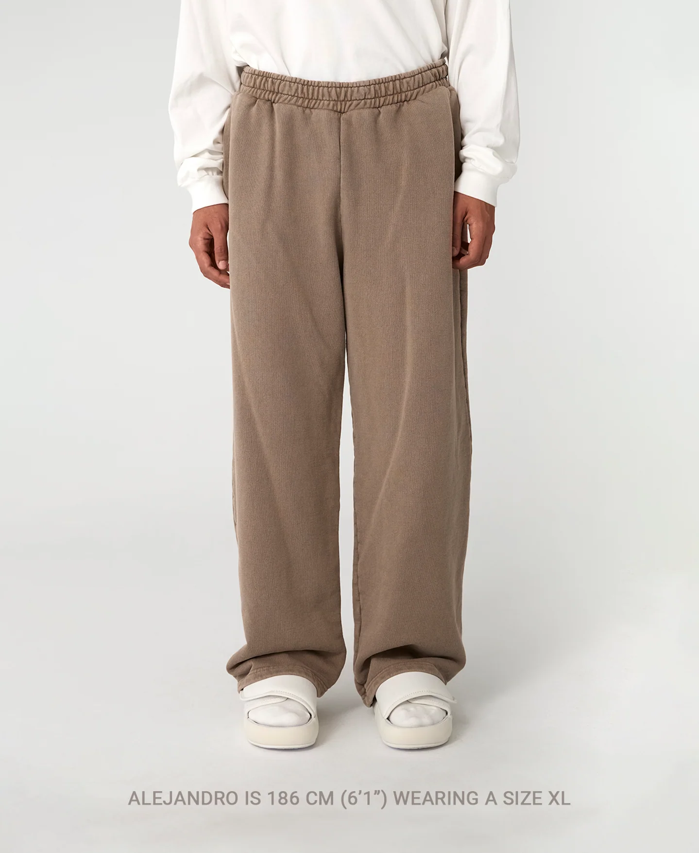 600 GSM 'Carmin' Straight-leg Pants - Image 7