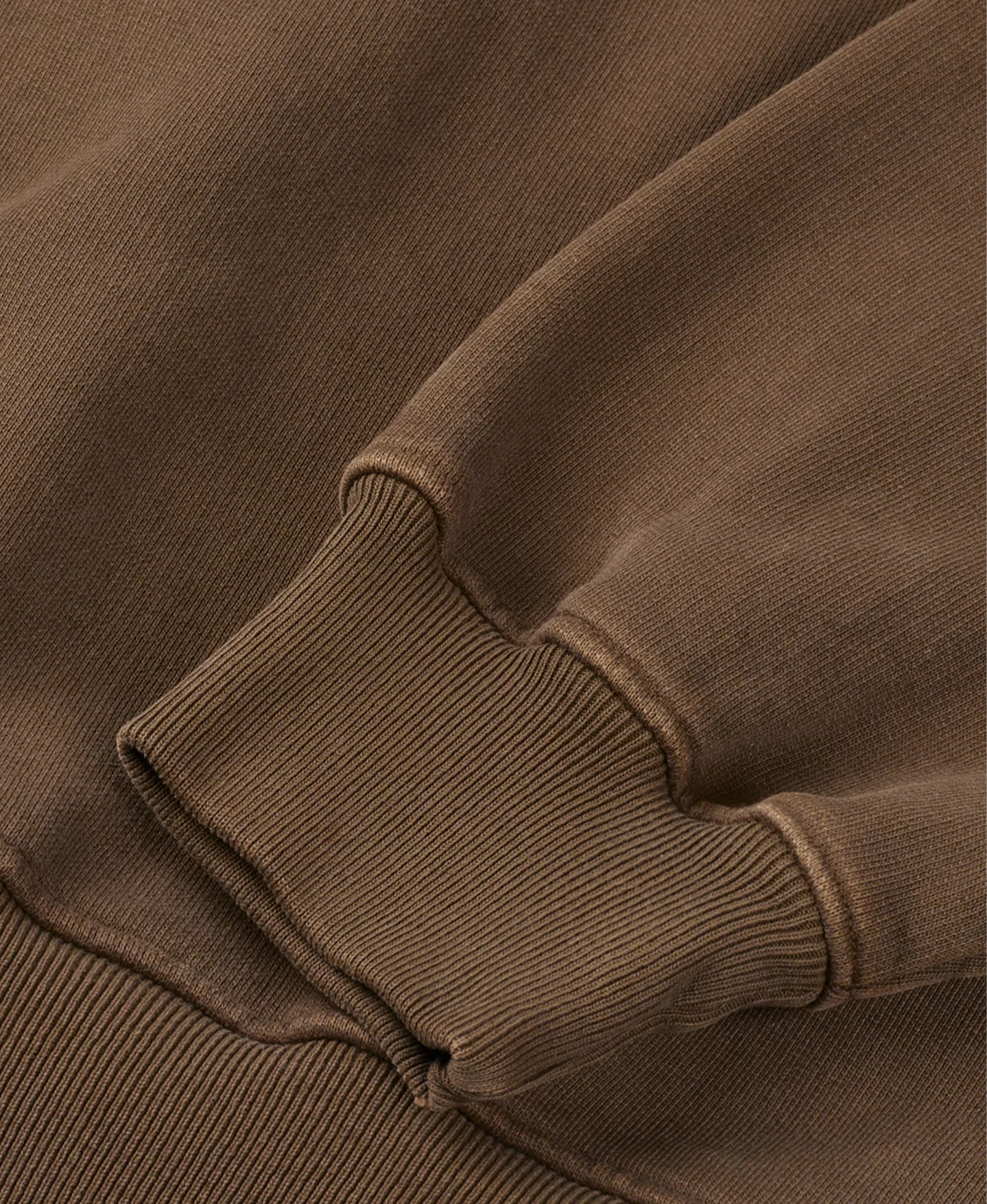 600 GSM 'Mocha Brown' Crewneck - Image 4