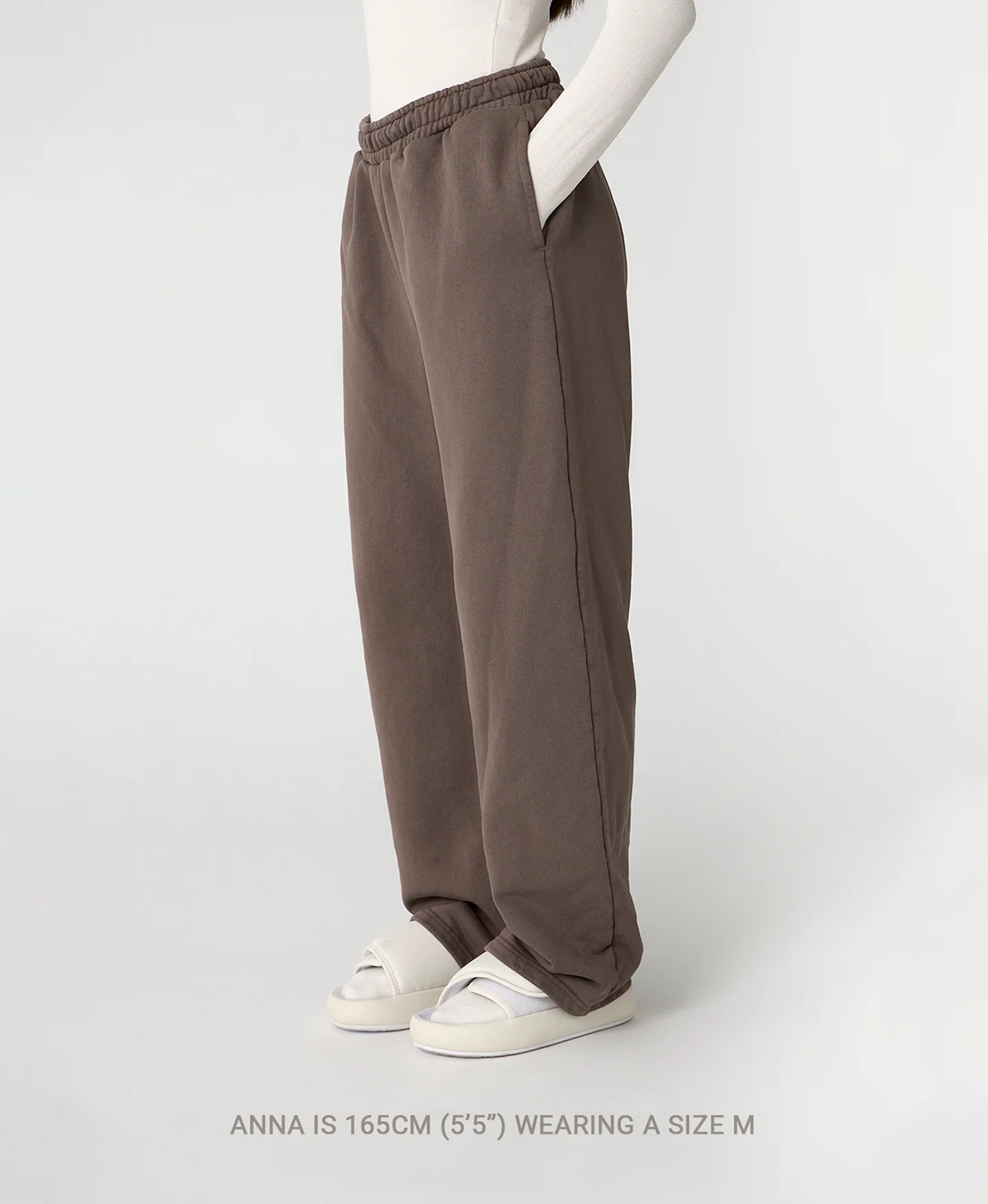 600 GSM 'Vintage Olive' Straight-leg Pants - Image 7